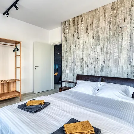 Little Loft No15 *